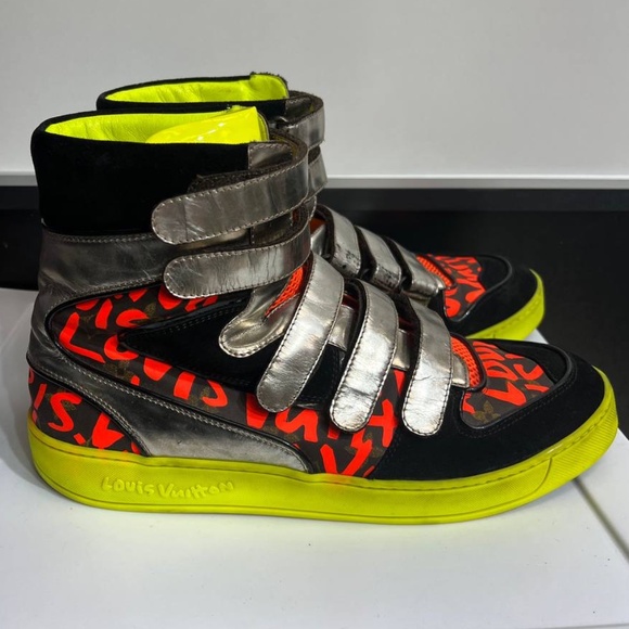 LOUIS VUITTON Stephen Spouse Graffiti Orange High-Top Sneakers US size 10 - Picture 1 of 12